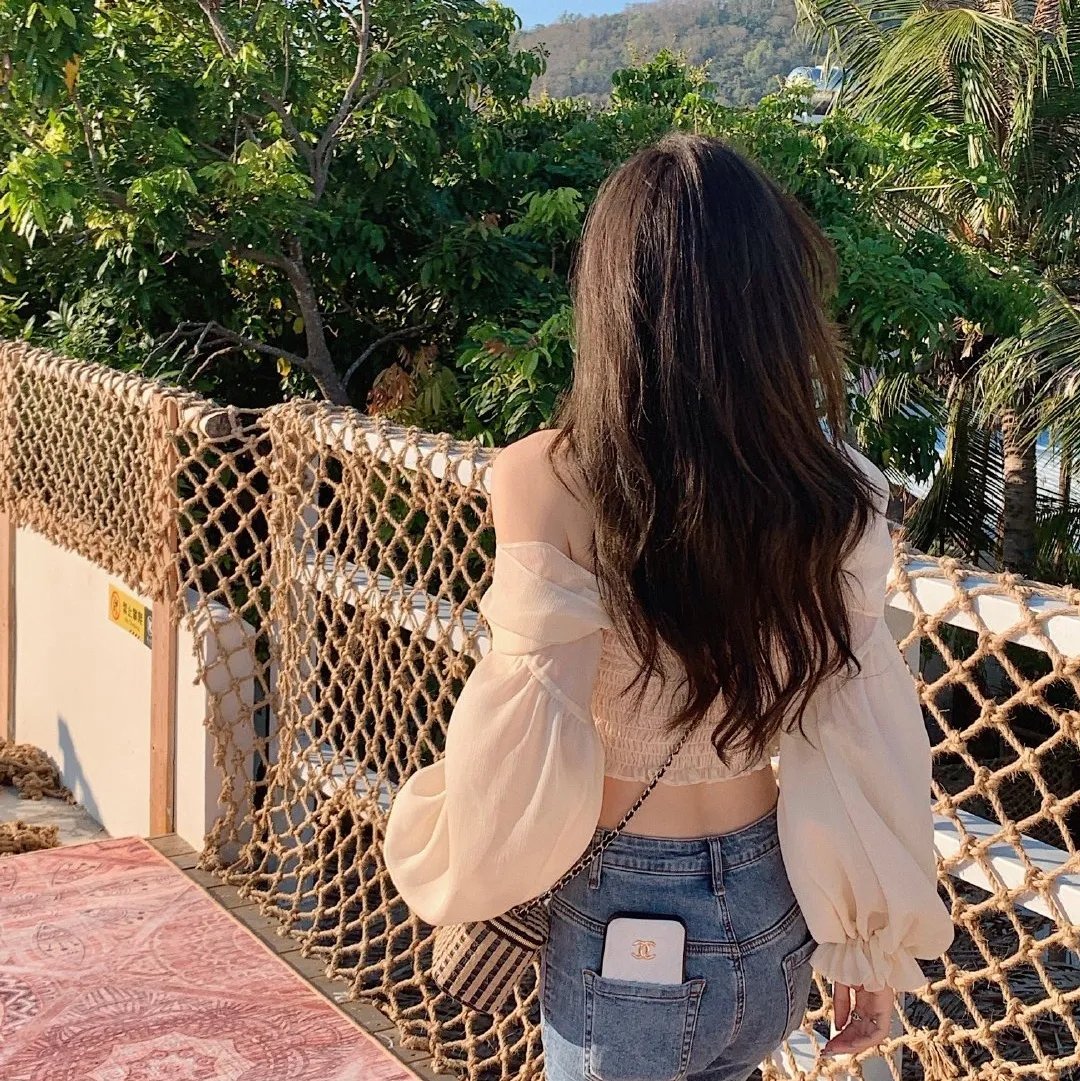 送外卖被逼婚，捡个女神当老婆